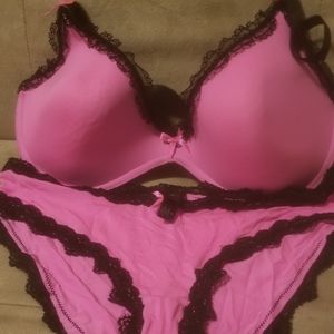 Bra and panty set